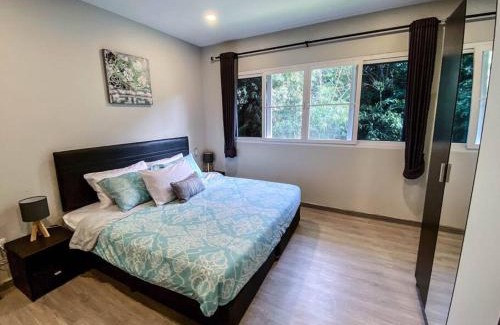 Ko Lanta Apartment | Lanta Sunshine Residence Apt 4 Two Bed Apartment with AC and Work Space
