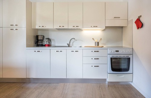 Casola Apartment | 'Lanz Maria Apartment Garden' with Mountain View