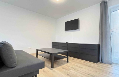 Lappersdorf Apartment | (LAP105) Modern fitter's apartment