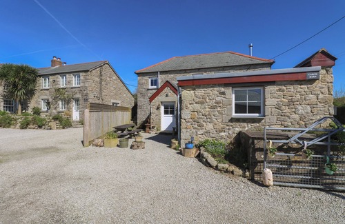 Helford Passage Cottage | Larch Barn