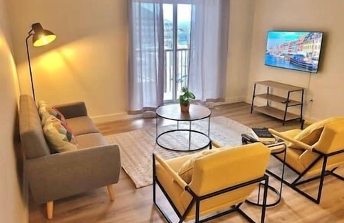 Cite-Universitaire Apartment | Large 2 bedrooms apartment