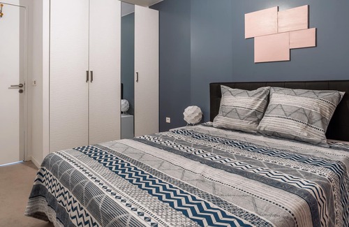 Universite Apartment | Large 2br with parking and terrace in Nanterre nearby La Défense - Welkeys