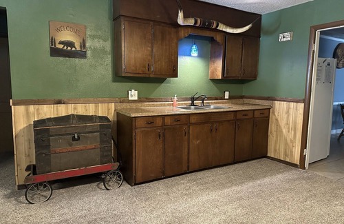 Gamaliel Cabin | Large,3 Bdrm, Lake View/Access Home w/Rustic/Modern Charm, Resort Amenities