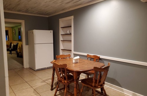 Gamaliel Cabin | Large,3 Bdrm, Lake View/Access Home w/Rustic/Modern Charm, Resort Amenities