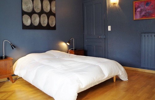 Montferrand-le-Chateau Apartment | Large 3 bedroom gite, near Besançon with private terrace and parking
