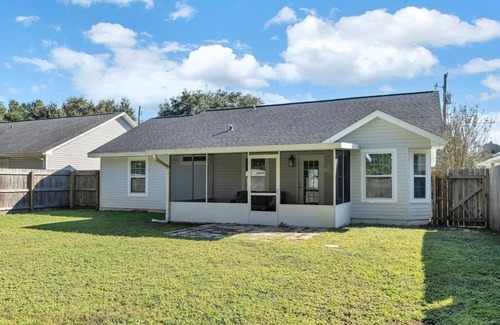 Wright House | Large 3BR Family Home Base in Fort Walton Beach