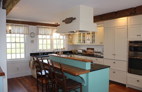 Middlebury - Warren House | Large And Luxurious Farmhouse - Close To Town And College!