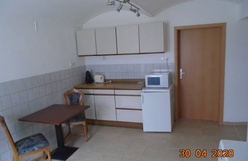 Falkenberg Apartment | Large apartment with step-free access. Close to the Kiebitz-See recreation area.