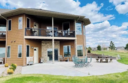 Brule Condo | Large Bayside Golf Course home with Lake Views.