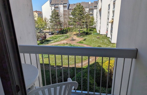 Bourroches Apartment | Large, comfortable apartment in Dijon, well located and well exposed.
