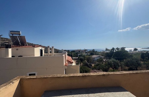 Lagonissi Villa | Large Contemporary Villa off the coast in Lagonisi