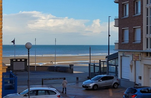 Bray-Dunes Apartment | Large, cosy apartment 40 m from the sea