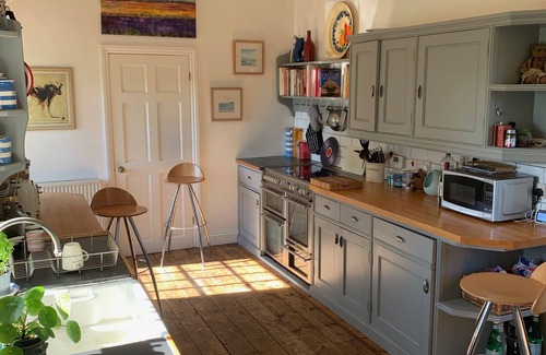 Grampound House | Large country house, near Heligan Gardens, an ideal base for exploring Cornwall.