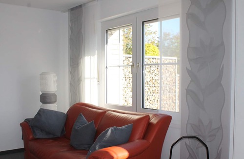 Schloss Holte-Stukenbrock House | Large vacation home for up to 4 people in the countryside incl. garden| near BI/LIP/PB/GT