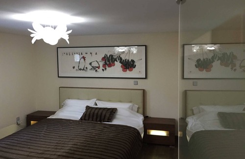 Zschopau Apartment | Large Deluxe Apartment - Golf. intersaxonia
