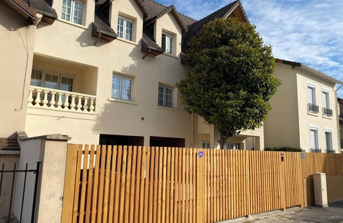 Drancy Apartment | Large F4 apartment in a beautiful villa Paris-le Bourget
