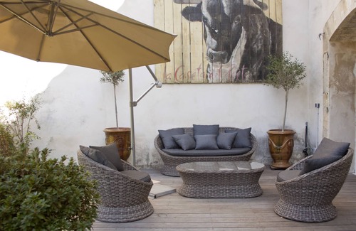 Generac House | LARGE FAMILY FARMHOUSE IN THE HEART OF THE CAMARGUE AND 10 KM FROM NIMES