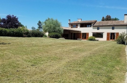 Boulogne-sur-Gesse House | Large family home - close to Tour de France 2022