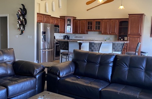 Wahpeton House | Large Family Home