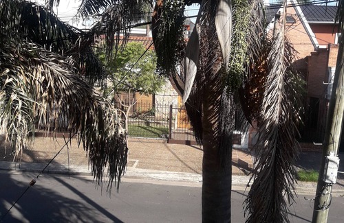 Ramos Mejia House | Large family house with pool in quiet neighborhood