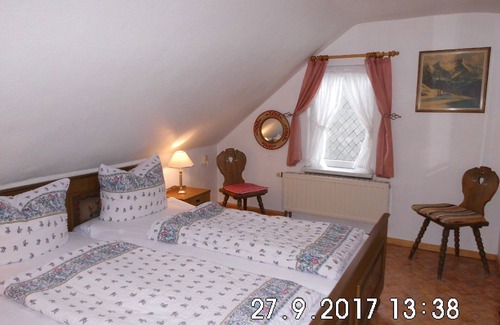 Masserberg Apartment | Large family vacation apartment (95sqm) with eat-in kitchen and 2 bedrooms