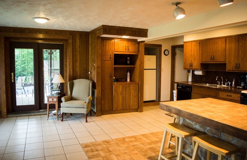 Force House | Large fully-furnished family home nestled in beautiful elk country.