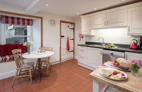Fremington House | Large Georgian Country House, in rural location with great pubs and walks