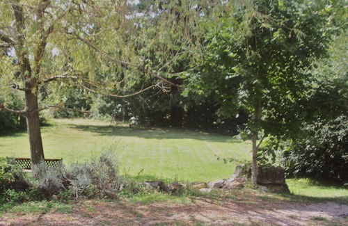 Villeneuve d'Aveyron Cottage | Large gite in stone house at Leymou near Najac, Aveyron gorges