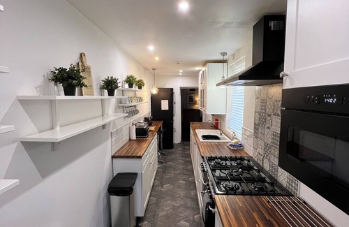 Hawkshead House | Large Lake District House in Hawkshead. Ensuite Rooms, Pets, Parking & Garden