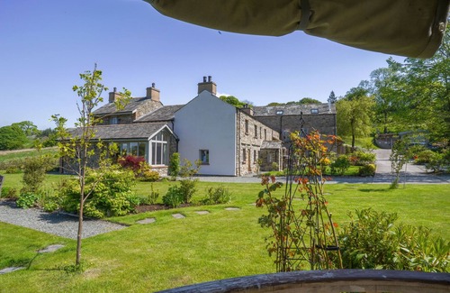 Bretherdale House | Large, Luxurious, High Quality, "Green" Cottage (Lake District & Dales National Parks)