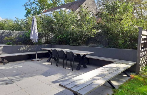Groede House | Large modern holiday home with pool close to the beach