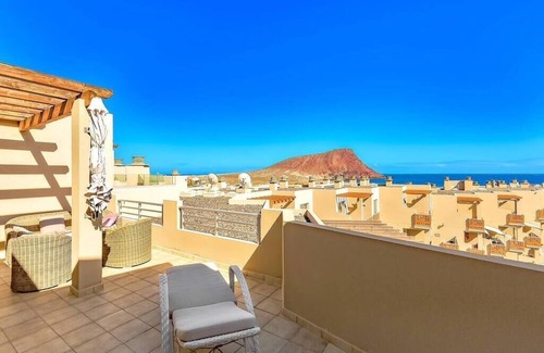 Granadilla de Abona Apartment | Large ocean view apartment! La Tejita El Medano