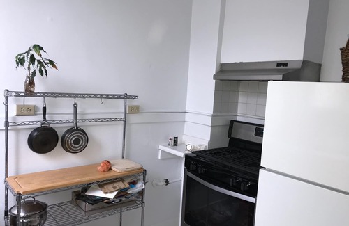 Richmond District Apartment | Large One Bedroom One Bath Apt. near Baker Beach