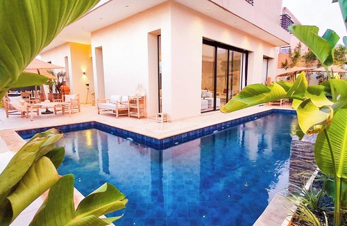 Tassoultante Villa | Large Private Pool Free Breakfast, Golf Nearby