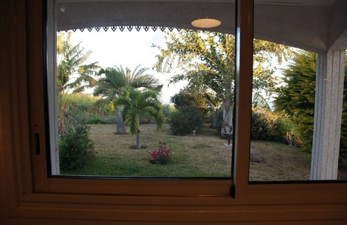 Les Avirons Villa | Large renovated villa on wooded garden veranda and pool HEATED