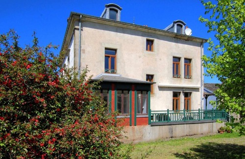 Fougerolles-Saint-Valbert Bed & Breakfast | Large room with private bathroom