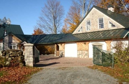 North Concord House | Large Secluded Vermont Rental House With Stunning Views.