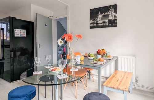 Peterborough House | Large spacious and bright 5 bed House situated in Bretton, Peterborough