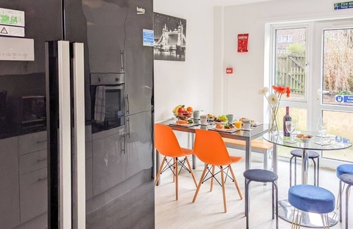 Peterborough House | Large spacious and bright 5 bed House situated in Bretton, Peterborough