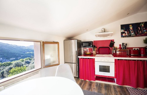 Le Bar-sur-Loup Apartment | LARGE STUDIO BETWEEN SEA AND MONTAGE WITH LARGE SIZE VIEW