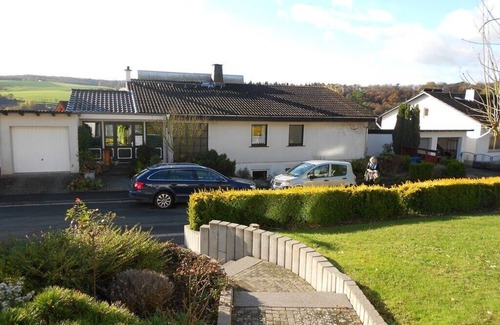 Weilmunster Apartment | Large sunny vacation apartment in the countryside in the beautiful Taunus region