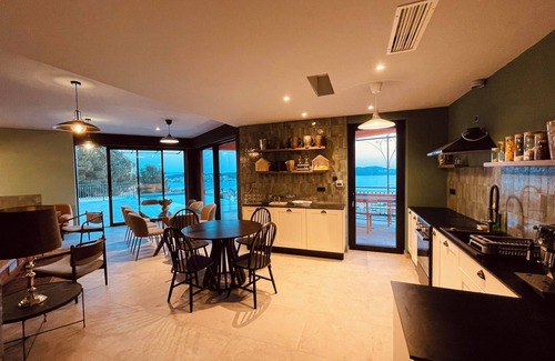 Trogir Villa | Large villa, stunning view, walking distance down town Trogir, 20 person+ event