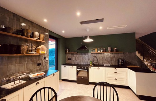 Trogir Villa | Large villa, stunning view, walking distance down town Trogir, 20 person+ event