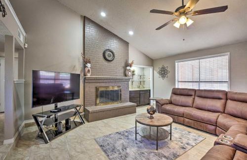 Biggs Field House | Large Yard Family-Friendly El Paso Rental Home