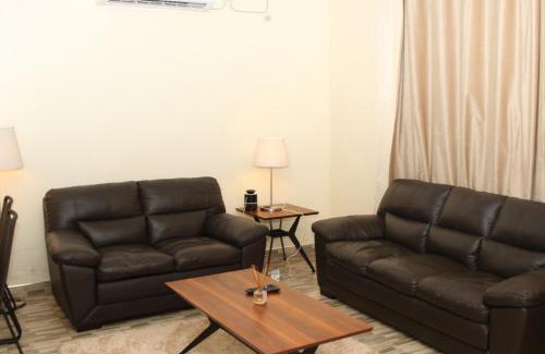 Gulu Apartment | Laroo Villas - Sunset Retreat