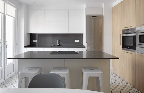Gros Apartment | Larroka by FeelFree Rentals