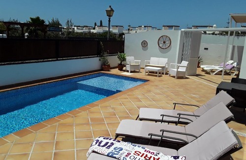 Playa Blanca Villa | Las Arecas Family House