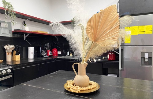 Brighton House | Las Artes: Creatives Welcomed