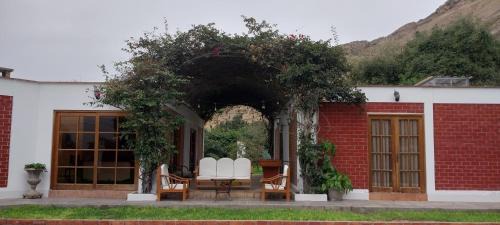 Pachacamac House | Las buganvilias