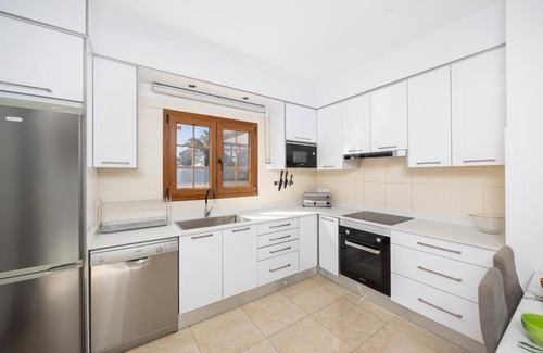 Costa Teguise Villa | Las Caletas - Four Bedroom Villa, Sleeps 8